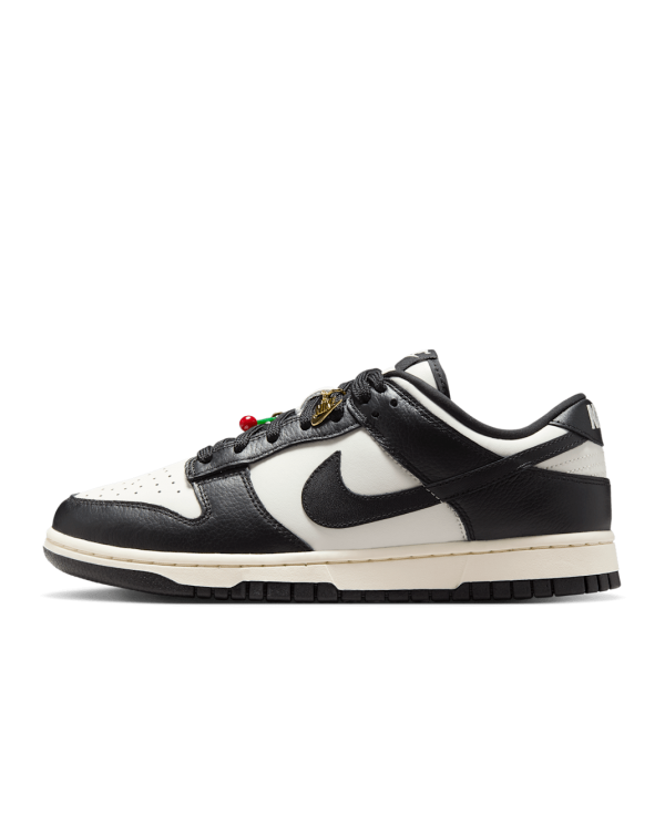 Nike Dunk Low SE