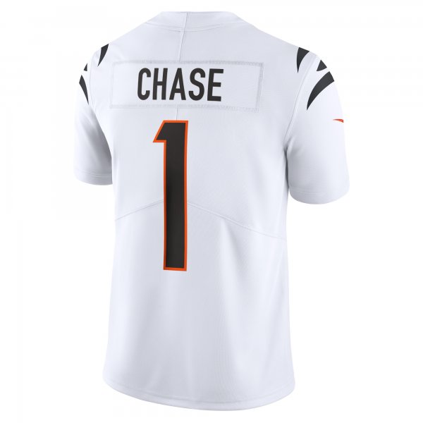 Men's Cincinnati Bengals Ja'Marr Chase Nike White  Vapor Untouchable Limited Jersey